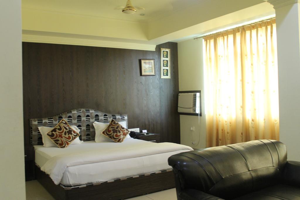 Bodhgaya Gautam Hotell Rum bild